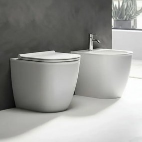 Set sanitari filomuro traslato bianco opaco e sedile soft close di Ceramica Dolomite Mayka