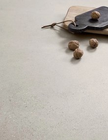 Pavimento Rivestimento 90x90 Cm Effetto Pietra In Gres Porcellanato Greige Ceramica Sant Agostino Silkystone CSASKSGR90