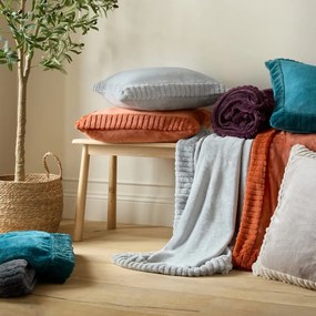 Cuscino decorativo in micropile 55x55 cm Velvet and Faux Fur – Catherine Lansfield