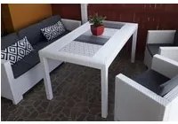 Tavolo da esterno Giove, Tavolo rettangolare da giardino, Tavolo da giardino multiuso effetto rattan, 100% Made in Italy, Cm 150x90h74, Bianco