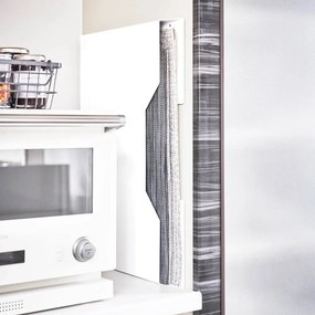 Porta tovagliette senza foratura in metallo Tower – YAMAZAKI