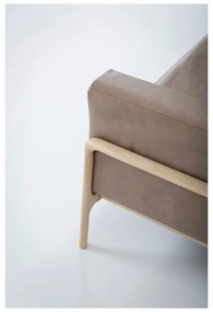 Divano in pelle di bufalo marrone chiaro con struttura in rovere massiccio , 240 cm Fawn - Gazzda