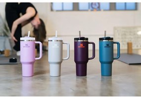 Borraccia termica viola scuro in acciaio inox 1,18 l Quencher H2.0 FlowState Tumbler Plum – Stanley