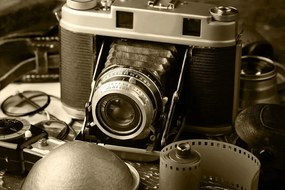 Quadro su tela – Fotocamera antica in seppia