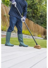 Elementi essenziali della scopa marrone - Addis