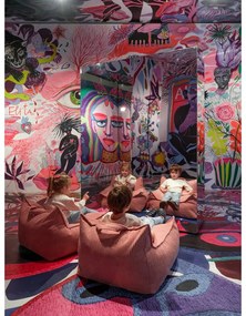 Pouf a sacco per bambini rosa con rivestimento in velluto a coste Chair – Wigiwama