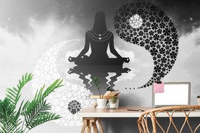 Carta da parati autoadesiva – Yoga Yin e Yang in bianco e nero
