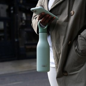 Bottiglia da viaggio in acciaio inox color menta 500 ml Loop - Joseph Joseph