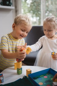 Gioco sonoro di associazione