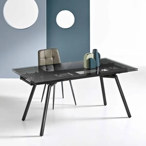 Tavolo allungabile a 240 cm con piano in vetro Fumč e base in metallo TAO