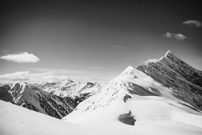 Carta da parati – Montagne innevate in bianco e nero