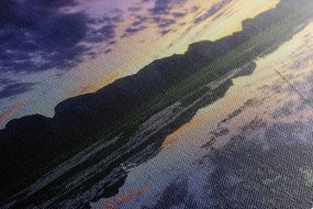 Stampa su tela – Tramonto romantico sulle montagne