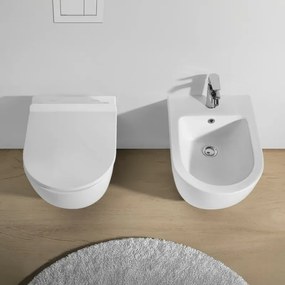 Sanitari sospesi in ceramica bianca opaca con copriwc e scarico rimless Tokyo
