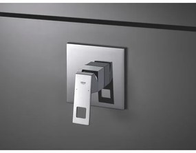 GROHE 24061000 - Miscelatore doccia EUROCUBE, cromo lucido