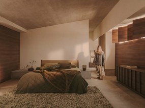 Kave Home - Lampada da tavolo Silex in impiallacciatura di noce e vetro verde