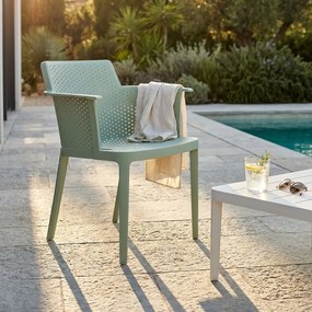 MAKKA - poltrona da esterno ed interno in plastica