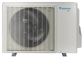 Unità esterna climatizzatore DAIKIN NEW PLUS monosplit 2.5 KW classe di raffreddamento A+++ , classe di riscaldamento A+++, bianco