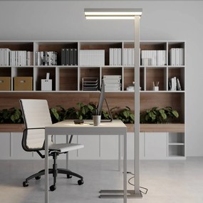 Lampada LED da pavimento Logan Basic, argento, 6.000 lm, dimmerabile Arcchio,, Alluminio / Grigio / Zincato, Studio / Ufficio, Alluminio, Moderno