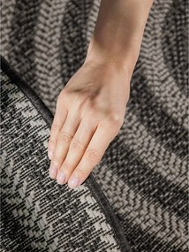 Tappeto da interno/esterno nero/color crema 160x230 cm Haringey Woodfield – Ted Baker