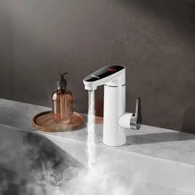 Scaldabagno istantaneo con LED display 3000W/230V IPX4 bianco