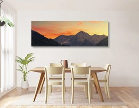 Quadro su tela – Tramonto sulle montagne
