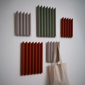 Attaccapanni da parete color terracotta in metallo 21 cm Sensu – Spinder Design