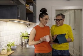 Osram - Lampada LED sottopensile dimmerabile con sensore UNDERCABINET LED/5W/230V nero