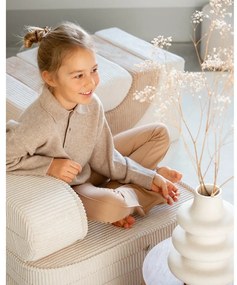 Poltrona per bambini color crema con rivestimento in velluto a coste Flip – Wigiwama