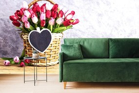 Carta da parati – Tulipani nel cestino di legno