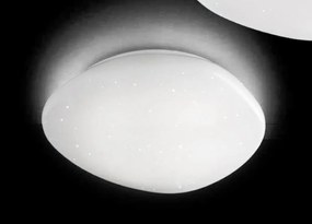 Plafoniera con diffusore in acrilico bianco effetto "cielo stellato".