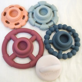 Piramide impilabile con massaggiagengive, colori terra