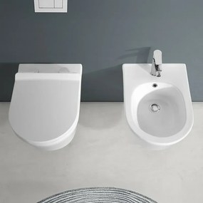 Wc sospeso bianco design tondo in ceramica con scarico Rimless Ukra