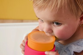 Tazza di apprendimento 360° anti-goccia 250 ml - rosa/arancione