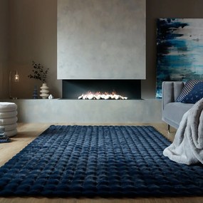 Tappeto in pelliccia sintetica blu scuro 80x150 cm Waffle Faux Fur - Flair Rugs
