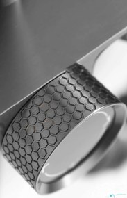 Sistema doccia esterno SH1857 termostatico con sensore, bocca girevole a 360° e più finiture — Sì