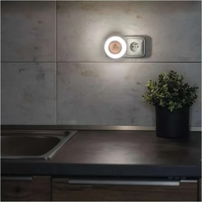 Luce notturna LED con sensore e presa LED/0,3W/230V