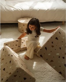 Poltrona per bambini marrone chiaro con rivestimento in bouclé e ciniglia Terrazzo Moon – Wigiwama