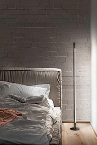 Lampadada terra a led stick 6760 n lc nero