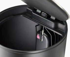 Cestino per la spazzatura nero opaco in metallo con pedale 10 l Arc – Joseph Joseph