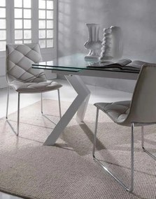 Tavolo allungabile Tokyo Glass disponibile in tre colorazioni