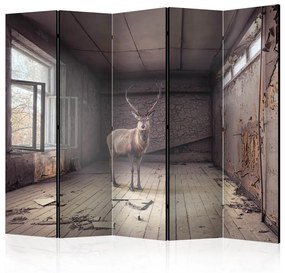Paravento design Smarrimento II (5-część) - fantazja z jeleniem i architekturą w tle