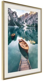 Poster Lake in a Mountain Valley  Cornice Quadri Cornice d'oro con passe-partout, Larghezza x Altezza Home decor 30x45