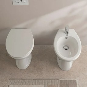Wc singolo tradizionale in ceramica con scarico a terra linea Zeta