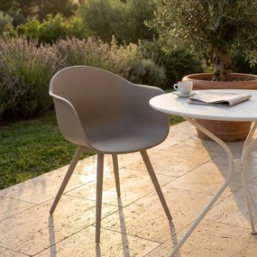 DYNAMO - Poltrona in resina