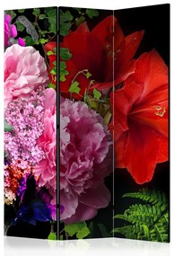 Paravento Sera di giugno (3-parti) - fiori colorati e piante verdi