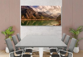 Quadro su tela – Lago tra le montagne