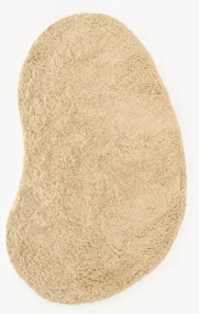 Tappeto fatto a mano dalla forma particolare Tully B