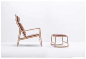 Poltrona con struttura in rovere massiccio e seduta in pelle di bufalo color marrone cognac. Dedo - Gazzda