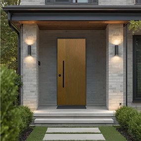 Porta blindata YALE Shield L 80 x H 210 cm in compensato noce tanganika/noce, apertura spingere a destra, falso telaio incluso