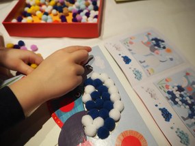 Gioco d'arte - collage di pompon - cani